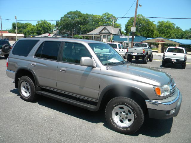 Toyota 4Runner 2001 photo 1