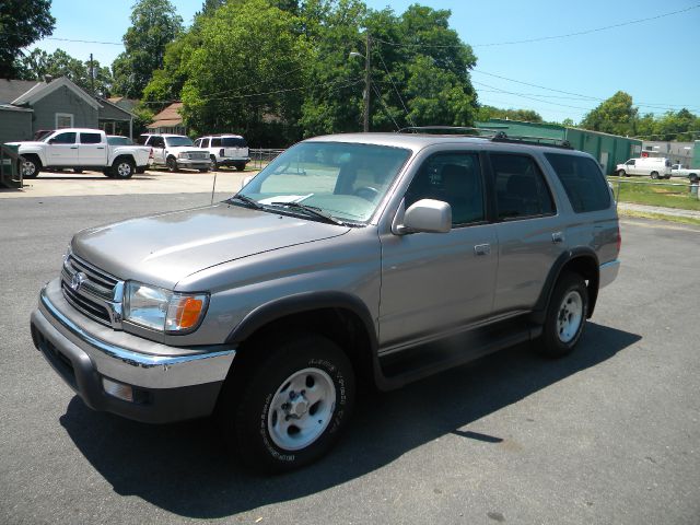 Toyota 4Runner 2001 photo 3