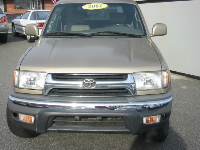 Toyota 4Runner 2001 photo 2