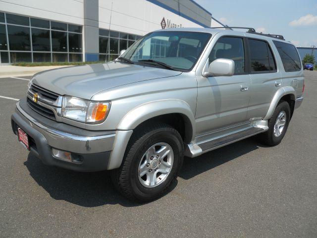 Toyota 4Runner 2001 photo 2