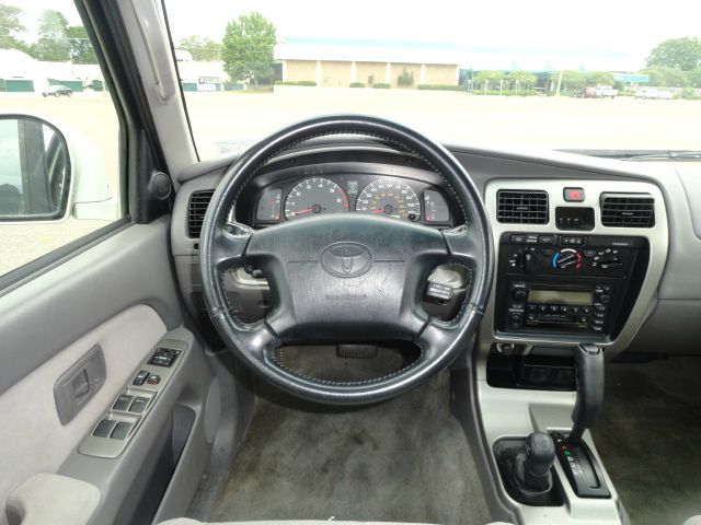 Toyota 4Runner 2001 photo 11