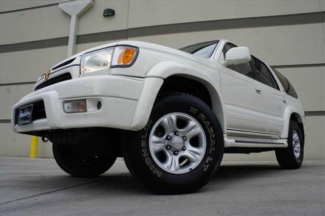 Toyota 4Runner 2002 photo 2