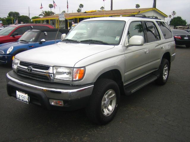 Toyota 4Runner 2002 photo 2