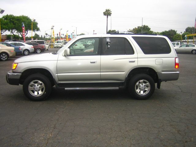 Toyota 4Runner 2002 photo 9