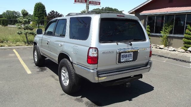 Toyota 4Runner 2002 photo 3