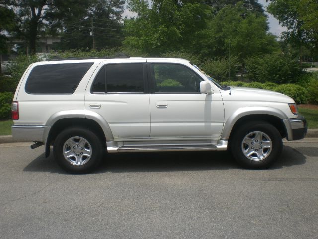 Toyota 4Runner 2002 photo 2