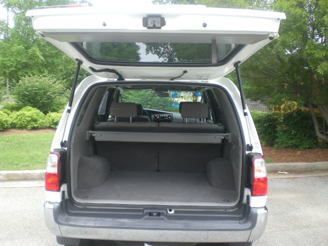 Toyota 4Runner 2002 photo 36