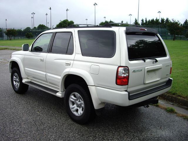 Toyota 4Runner 2002 photo 3