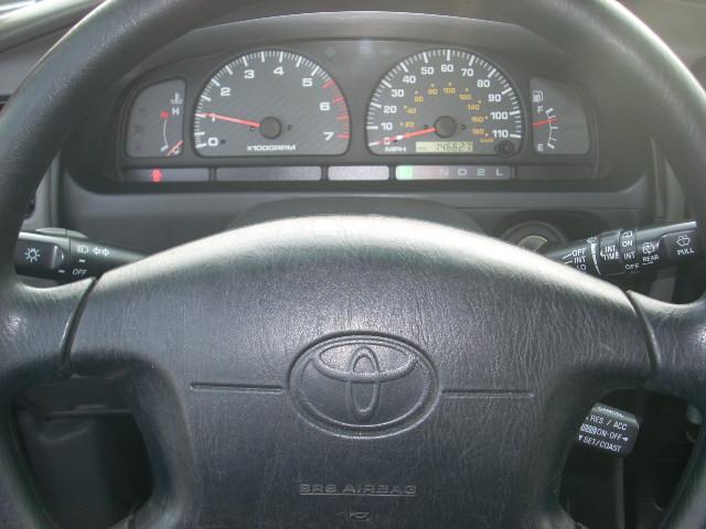 Toyota 4Runner 2002 photo 2