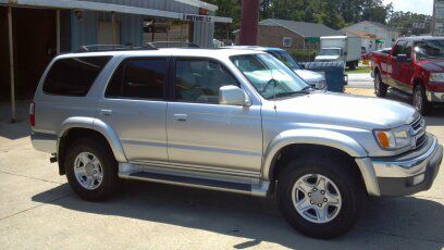 Toyota 4Runner 2002 photo 2