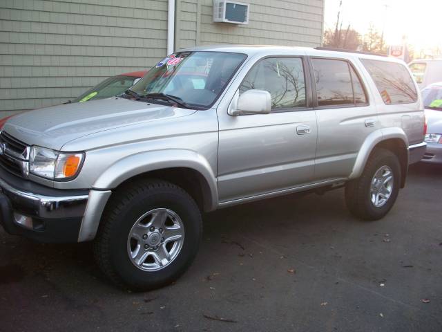 Toyota 4Runner 2002 photo 0