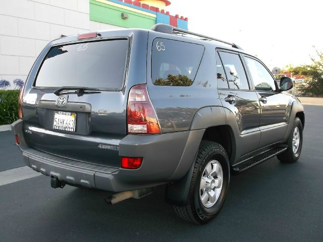 Toyota 4Runner 2003 photo 2