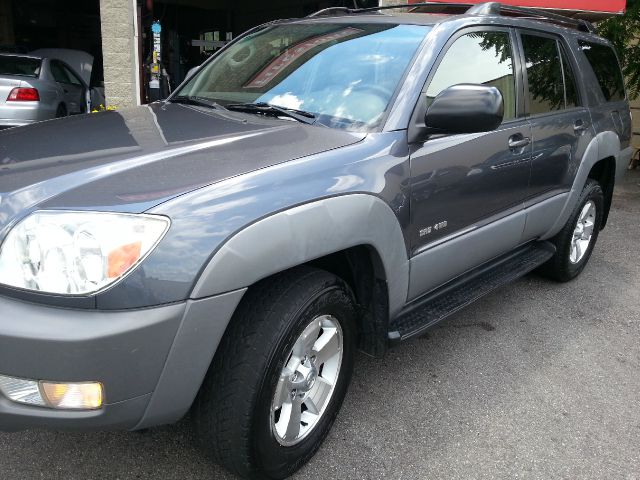 Toyota 4Runner 2003 photo 2