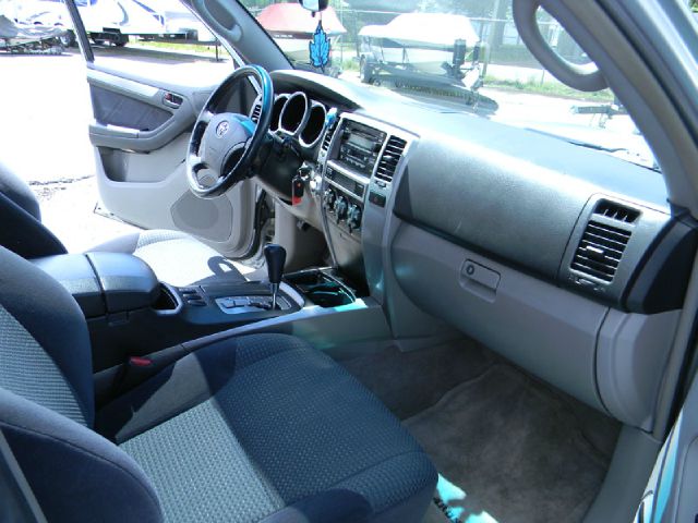 Toyota 4Runner 2003 photo 9