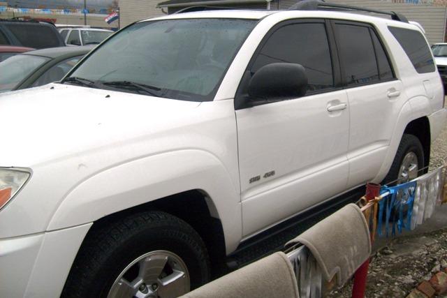 Toyota 4Runner 2004 photo 2