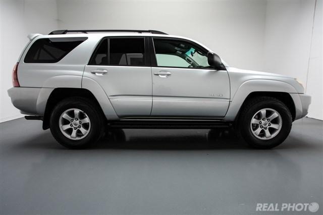 Toyota 4Runner 2004 photo 2