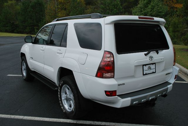 Toyota 4Runner 2004 photo 3