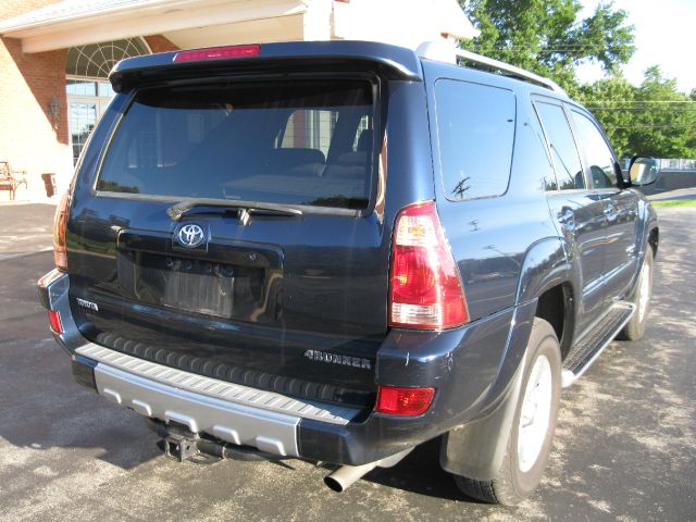 Toyota 4Runner 2004 photo 2