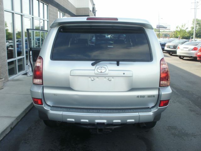 Toyota 4Runner 2004 photo 2