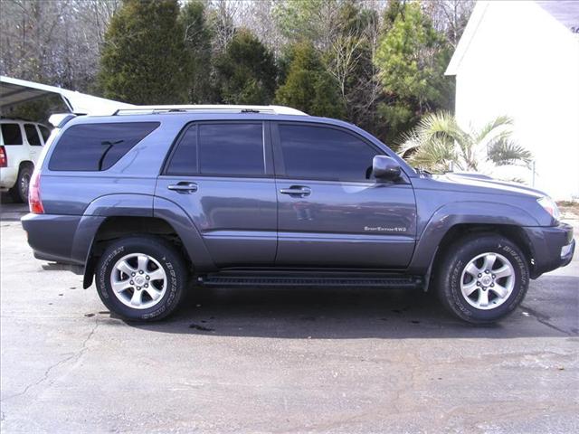 Toyota 4Runner 2004 photo 2