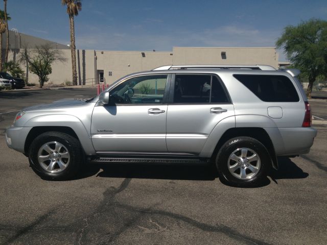 Toyota 4Runner 2004 photo 2