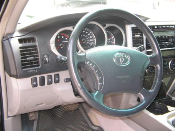 Toyota 4Runner 2004 photo 3