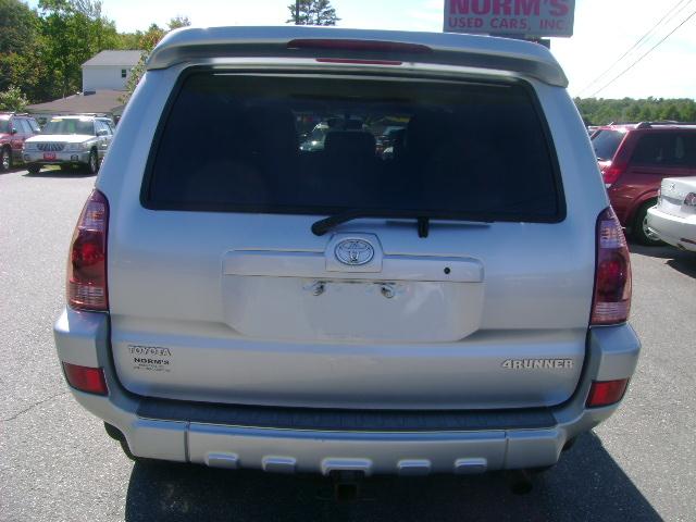 Toyota 4Runner 2004 photo 3