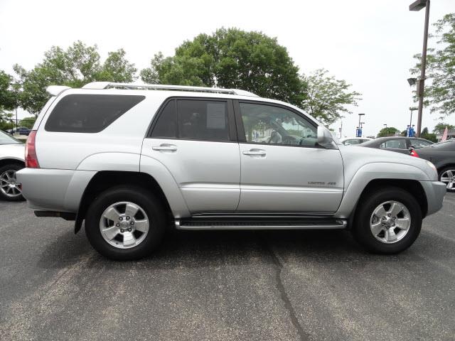 Toyota 4Runner 2004 photo 0