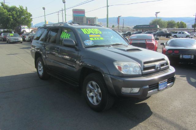 Toyota 4Runner 2004 photo 3