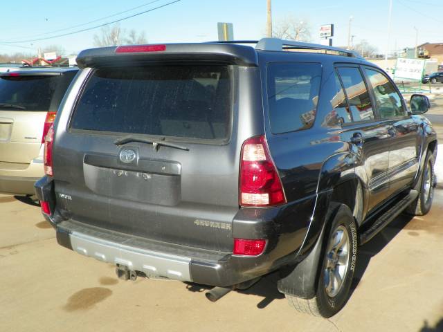 Toyota 4Runner 2004 photo 2