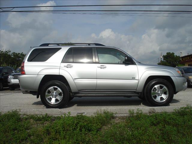 Toyota 4Runner 2004 photo 1