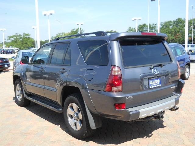 Toyota 4Runner 2004 photo 2