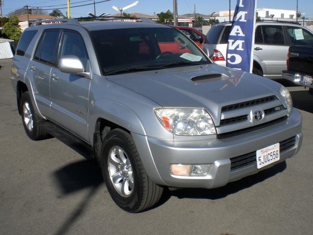 Toyota 4Runner 2004 photo 2