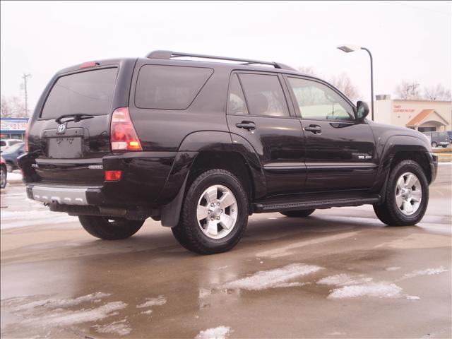 Toyota 4Runner 2004 photo 2