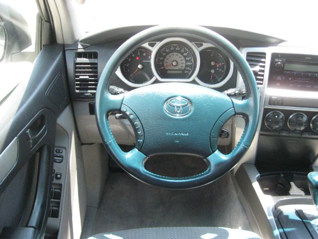 Toyota 4Runner 2004 photo 15