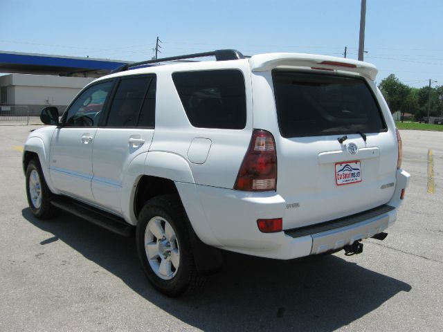 Toyota 4Runner 2004 photo 22