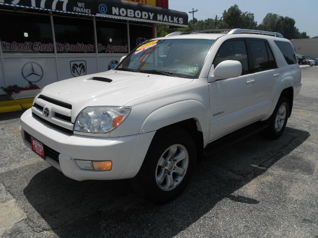 Toyota 4Runner 2004 photo 2