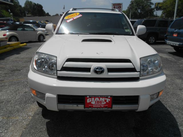 Toyota 4Runner 2004 photo 3