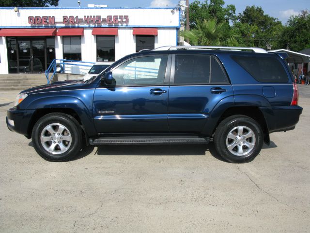 Toyota 4Runner 2004 photo 2