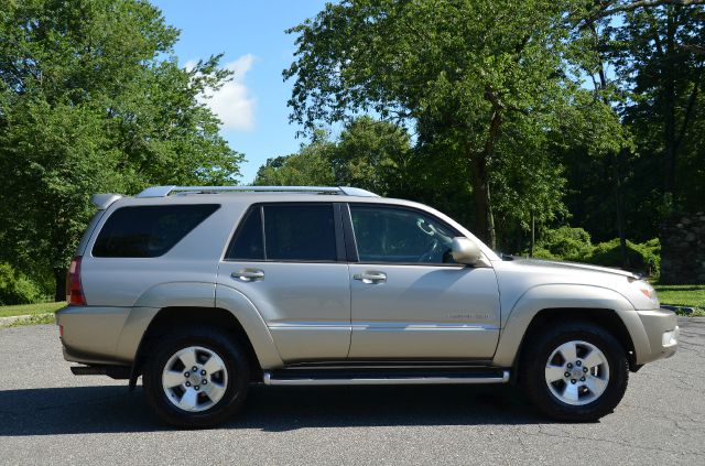 Toyota 4Runner 2004 photo 2