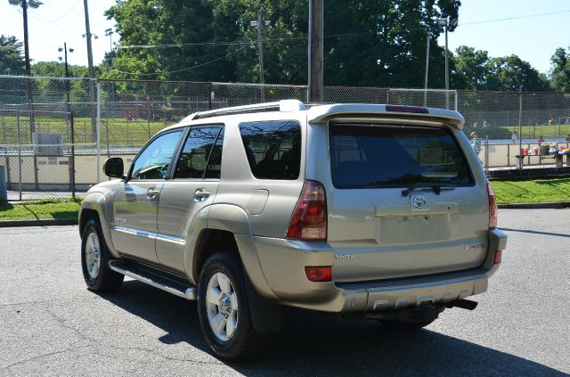 Toyota 4Runner 2004 photo 3