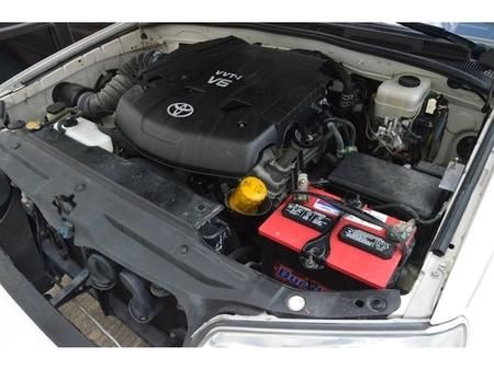 Toyota 4Runner 2.7L V6 SUV