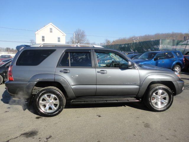 Toyota 4Runner 2005 photo 2