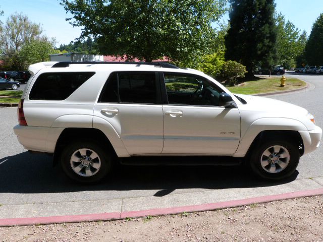 Toyota 4Runner 2005 photo 2