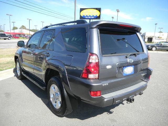 Toyota 4Runner 2005 photo 4