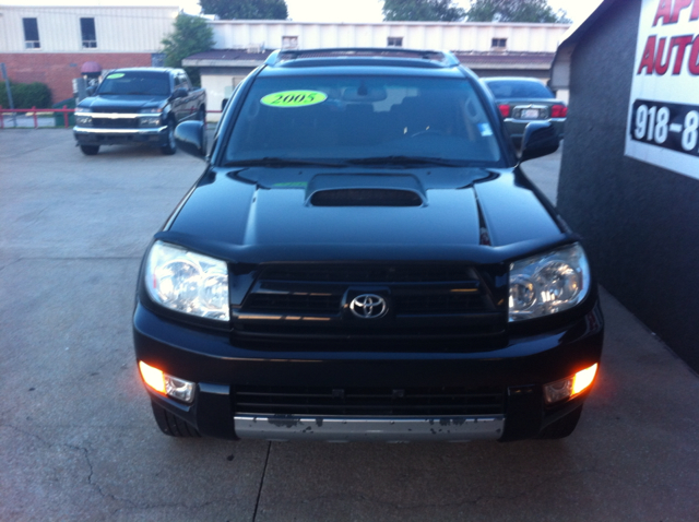 Toyota 4Runner GL I4 Manual SUV