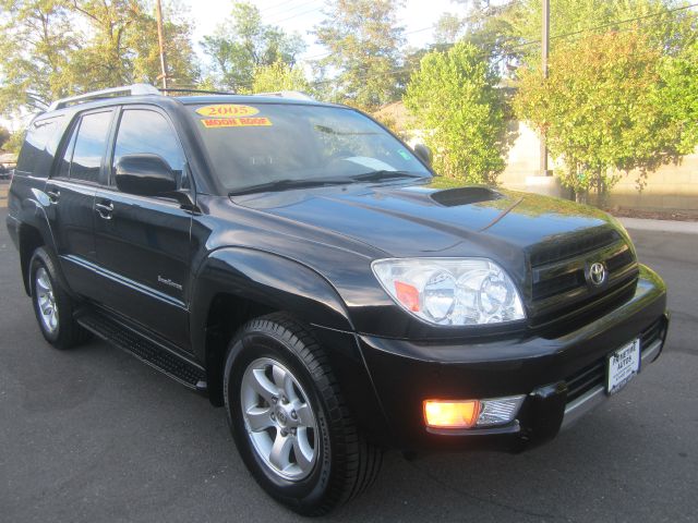 Toyota 4Runner 2005 photo 2