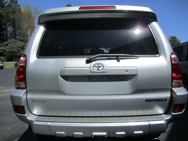 Toyota 4Runner 2005 photo 9