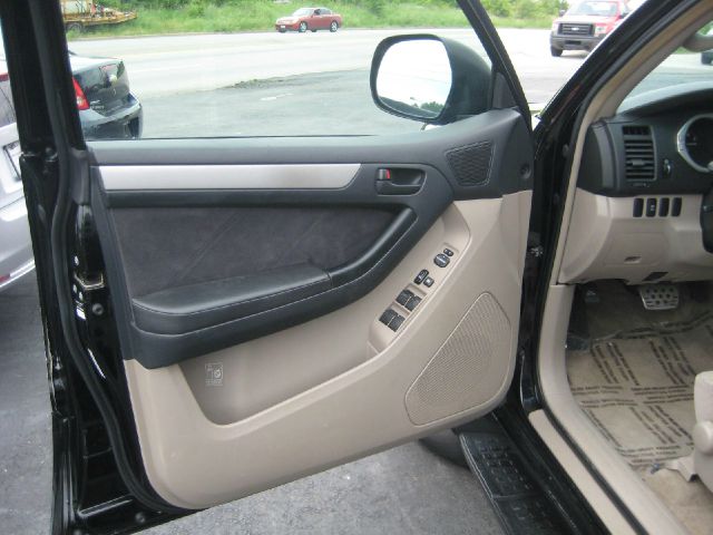 Toyota 4Runner 2005 photo 26