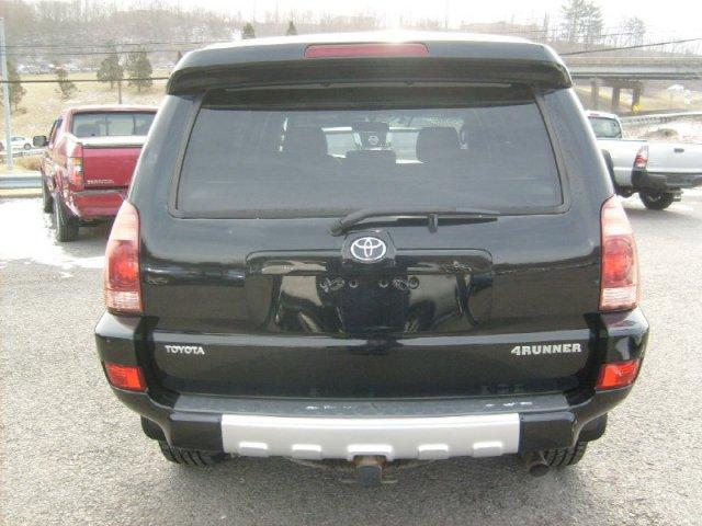 Toyota 4Runner 2005 photo 2